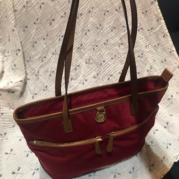 Red purse - Picture 8 of 8